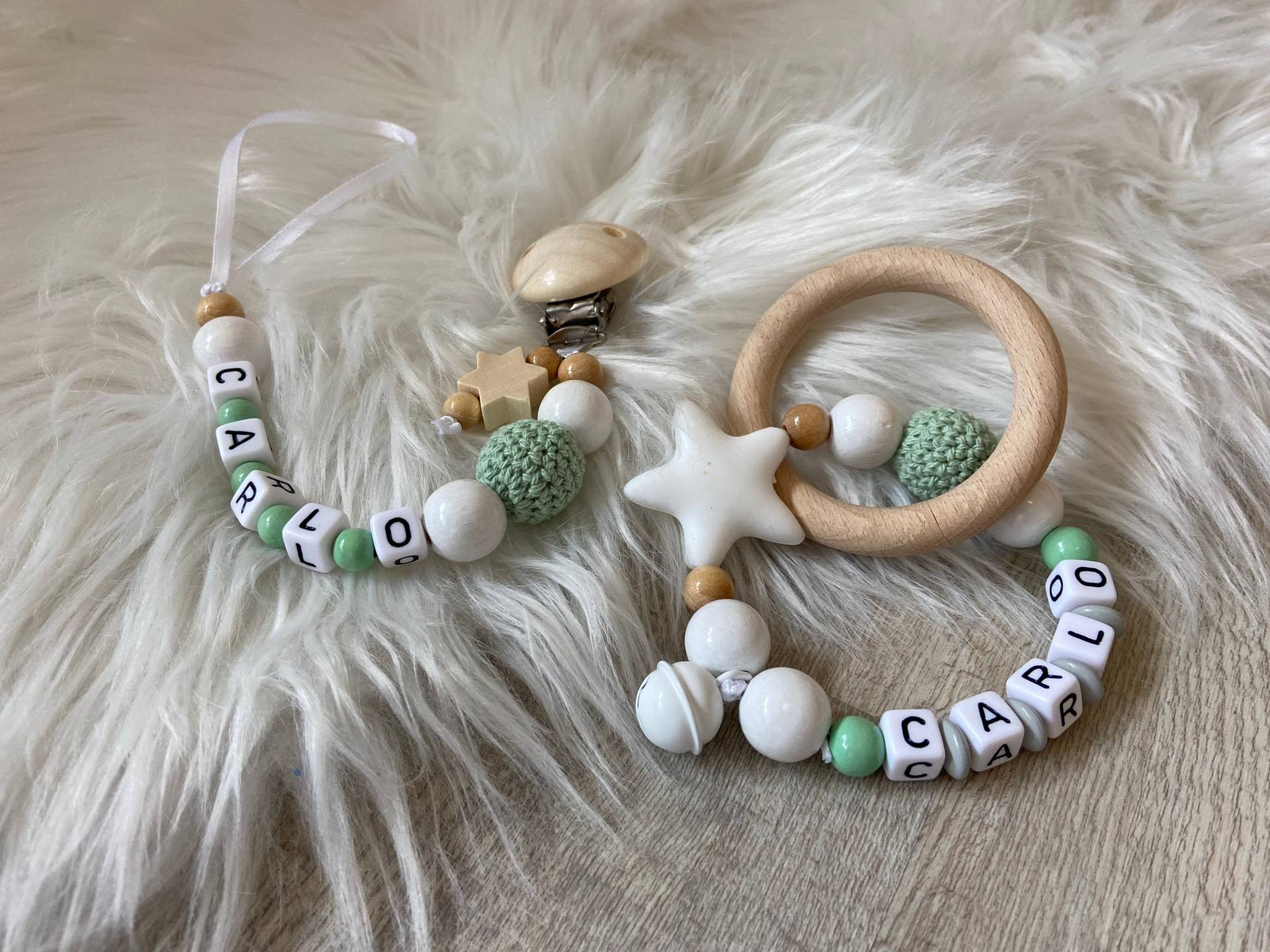 Schnuller Baby Geburtsgeschenk Personalisiert Taufgeschenkschnullerkette Mit Name Schnuller Baby Geburtsgeschenk Personalisiert Taufgeschenkschnullerkette Mit Name von Etsy - AllesausliebeByInka