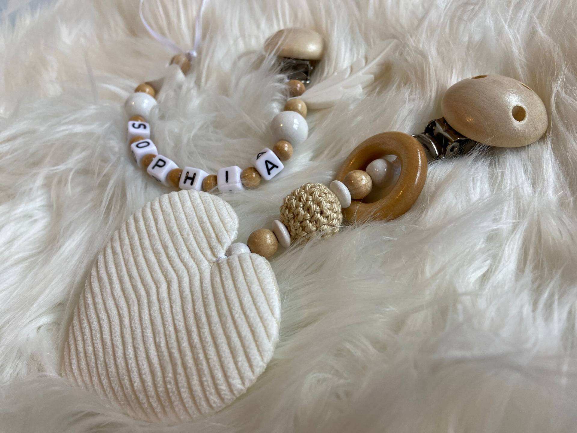 Schnullerkette Incl Name Namenskette Baby Schnuller Anhänger Kinderwagenanhänger Kinderwagenkette Babyset Geburtsset Schnullerkette Incl Name Namenskette Baby Schnuller Anhänger Kinderwagenanhänger Kinderwagenkette Babyset Geburtsset von Etsy - AllesausliebeByInka