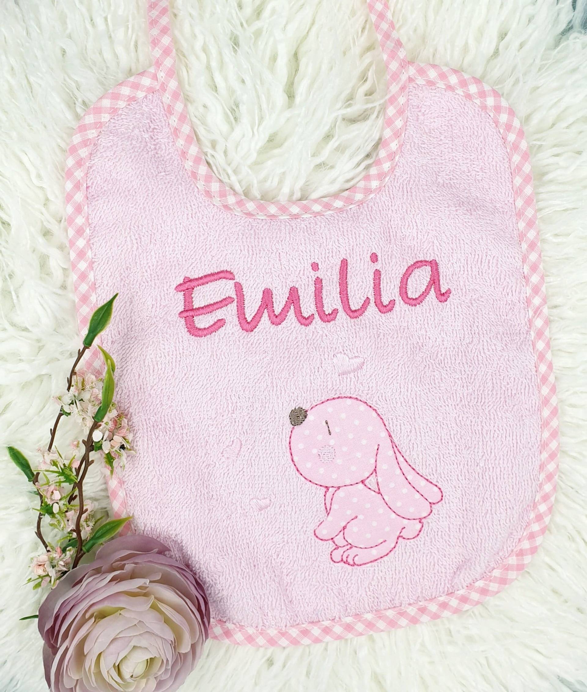 Lätzchen Mit Name, Und Hase, Personalisiert, Babylätzchen, Latz, Geschenke, Geschenk Zur Geburt von Etsy - AmeliesweltGeschenke