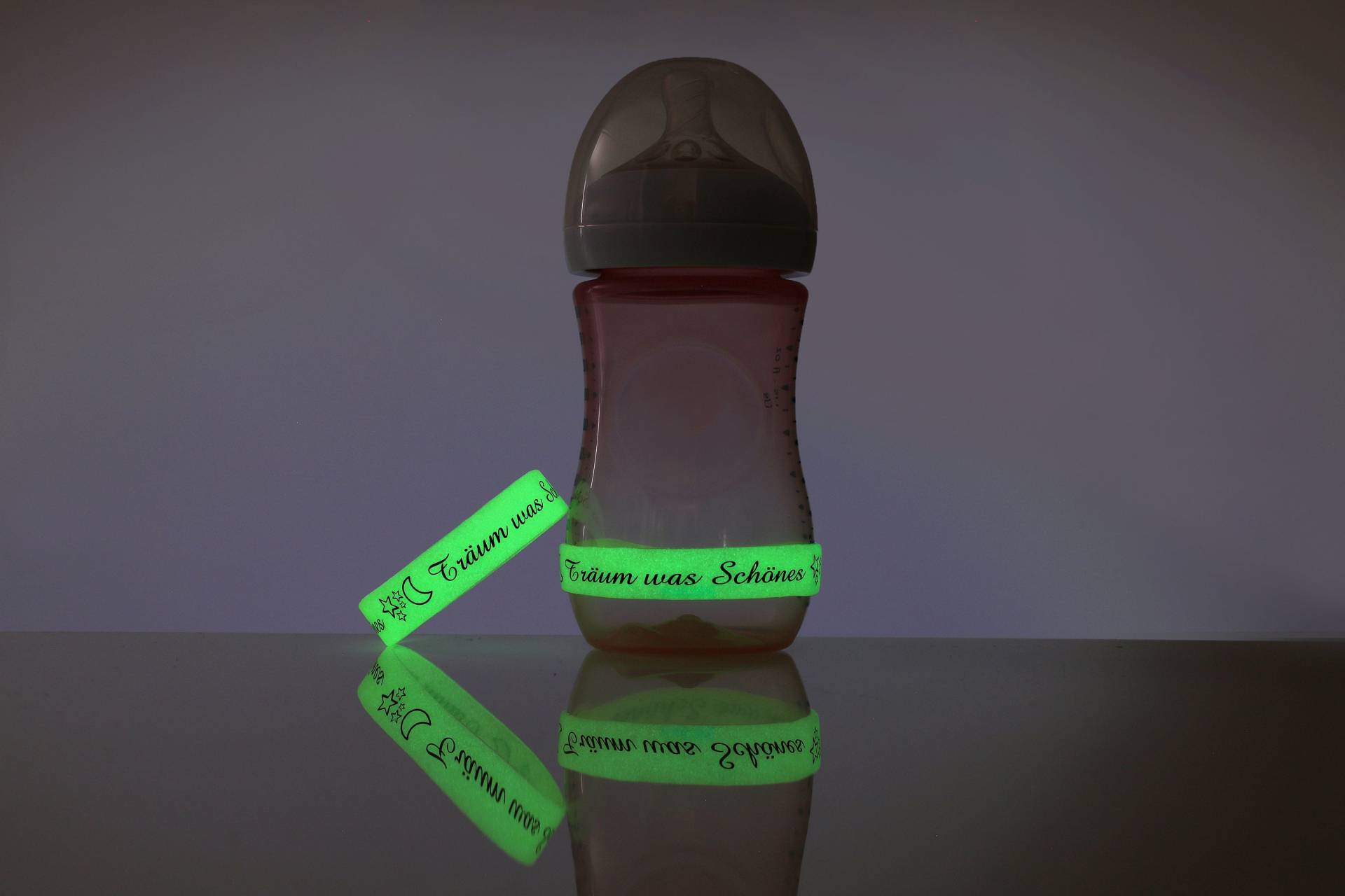 2Er-Set Leuchtband Für Die Babyflasche Als Nachtflasche, Flaschenlicht, Schlummerlicht Nachtlicht Nahezu Jede Geeignet 2Er-Set Leuchtband Für Die Babyflasche Als Nachtflasche, Flaschenlicht, Schlummerlicht Nachtlicht Nahezu Jede Geeignet von Etsy - AnihappykidsShop