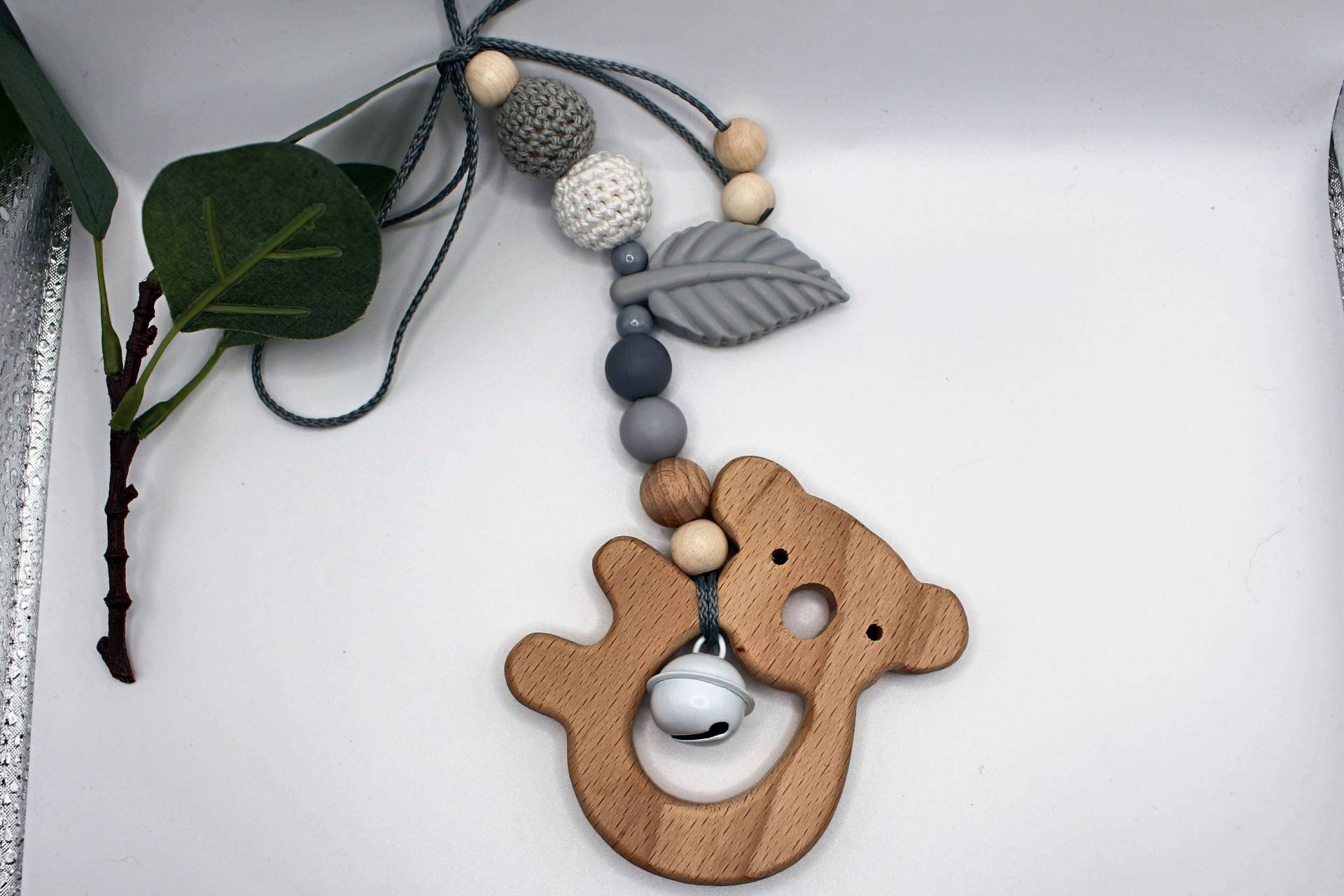 Maxicosi-Anhänger Koala Grau, Auf Wunsch Personalisierbar von Etsy - ArtPearlBaby