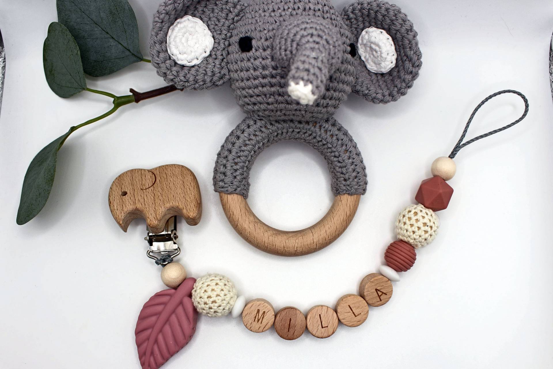 Schnullerkette Und Rassel Elefant, Personalisierbar, Geschenkset Elefant Schnullerkette Und Rassel Elefant, Personalisierbar, Geschenkset Elefant von Etsy - ArtPearlBaby