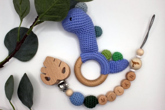 Schnullerkette Und Rassel Im Set Dino, Personalisierbar, Geschenkset Dino Schnullerkette Und Rassel Im Set Dino, Personalisierbar, Geschenkset Dino von Etsy - ArtPearlBaby