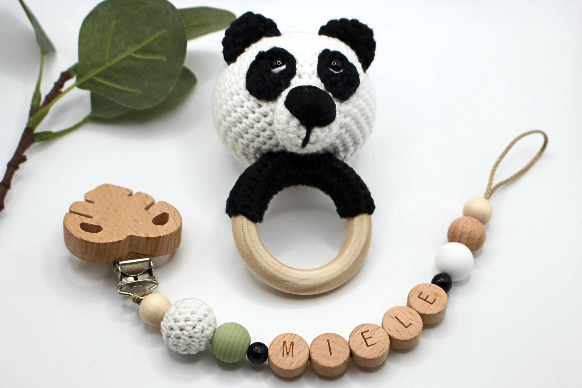 Schnullerkette Und Rassel Panda Im Set, Personalisierbar, Geschenkset Pandabär Schnullerkette Und Rassel Panda Im Set, Personalisierbar, Geschenkset Pandabär von Etsy - ArtPearlBaby