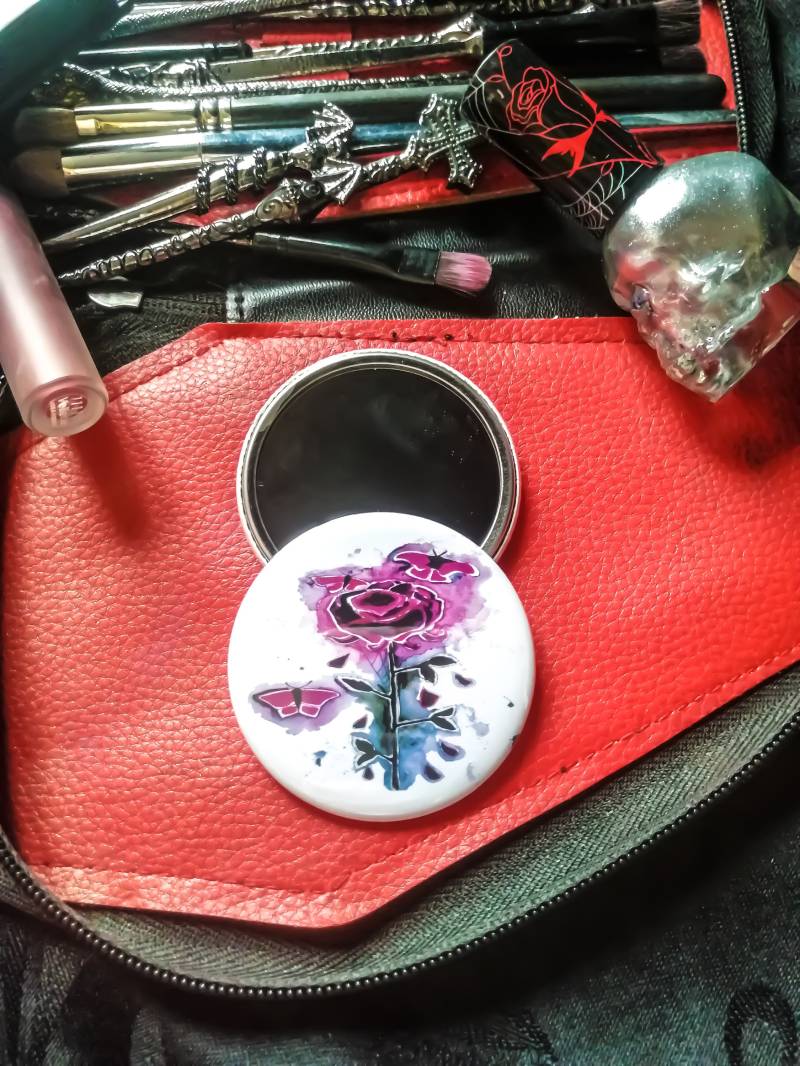 In Twilight ~ Original 56mm Gothic Vampire Purple Rose Und Motten Taschenspiegel von Etsy - ArtbyBeckki