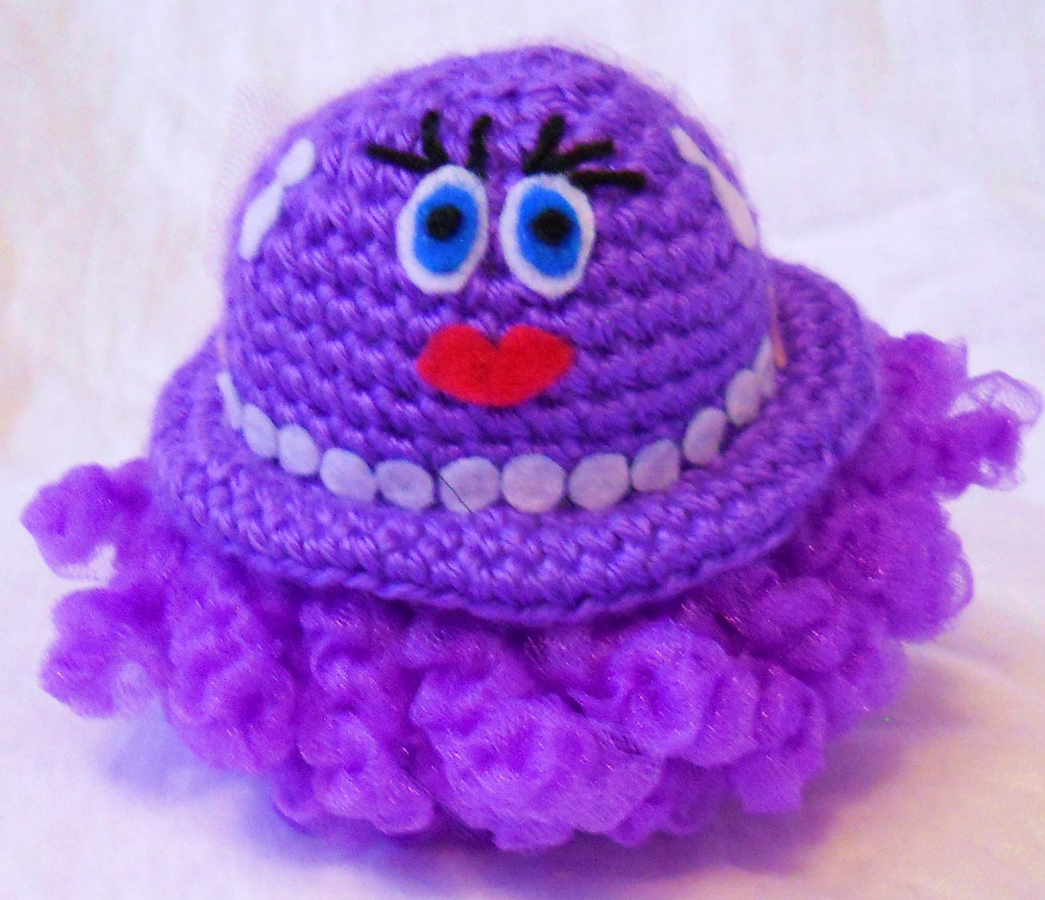 Lila Badezimmer Poof - Hübsch in Perlen Scrubble Weicher Häkelschwamm, Peeling Tüll Luffa Lila Badezimmer Poof - Hübsch in Perlen Scrubble Weicher Häkelschwamm, Peeling Tüll Luffa von Etsy - ArtistBeeBee
