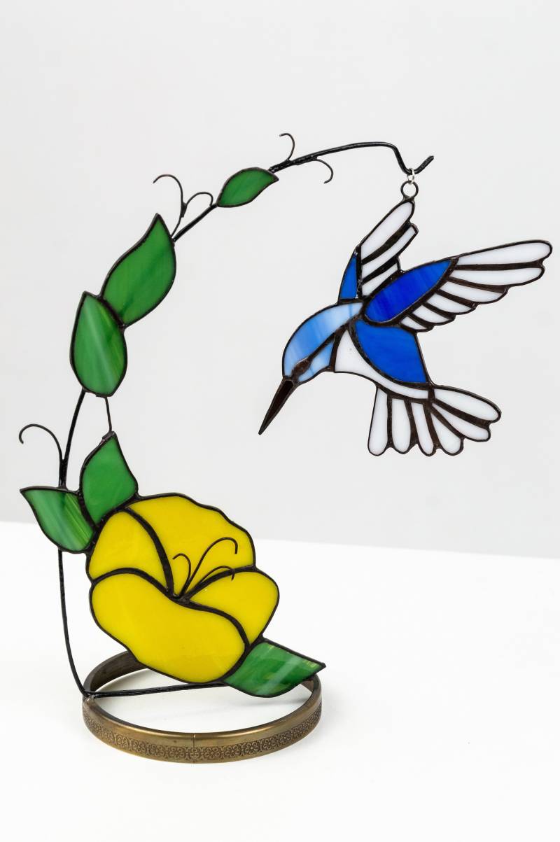 Flower Bird Art - Natur Kunstwerk Einzigartige Vogel Kunst Geschenk Für Naturliebhaber Glasvogel Mit Blume von Etsy - AtriumShop