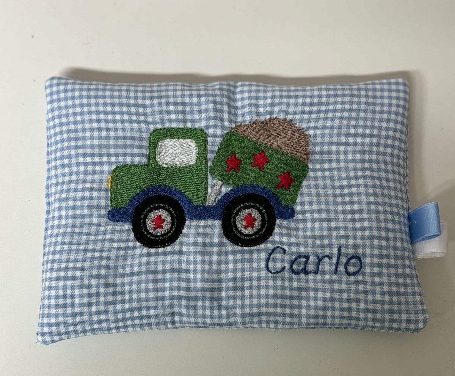 Körnerkissen Mit Gesticktem Lkw Blau Kariert Personalisiertes Geschenkgeschenk Zur Geburtgeschenk Taufe Wärmekissen von Etsy - AureaArtisShop