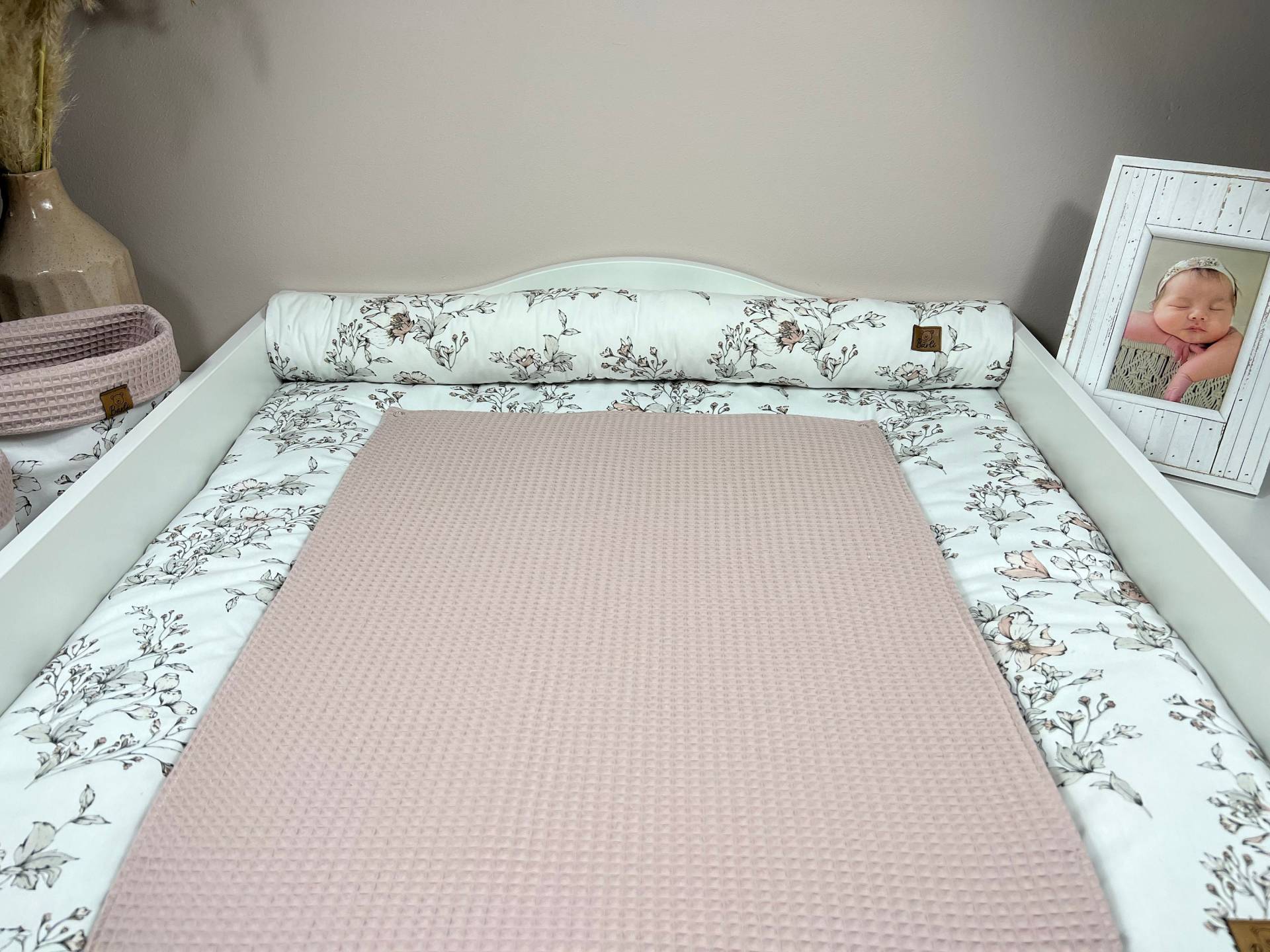 Set - Wickelauflage Wickelunterlage Wild Flower Mit Kopfschutz, Handgemachte Wickelunterlage, Bärli Baby Geschenk Zur Geburt Set - Wickelauflage Wickelunterlage Wild Flower Mit Kopfschutz, Handgemachte Wickelunterlage, Bärli Baby Geschenk Zur Geburt von Etsy - BAERLISTORE