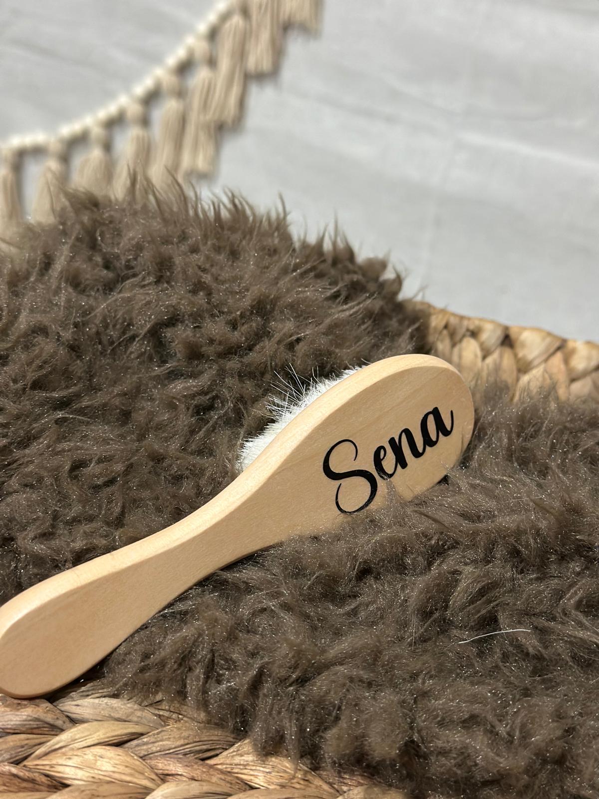 Baby Haarbürste Mit Namen - Personalisierte Holz Bürste Geschenk Für Neugeborene Baby Haarbürste Mit Namen - Personalisierte Holz Bürste Geschenk Für Neugeborene von Etsy - BKPRESENTSSHOP
