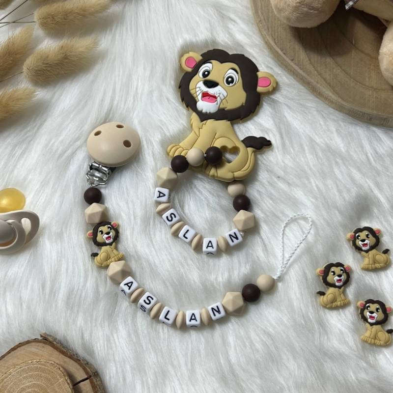 Schnullerkette Mit Namen | Set M | Greifling, Schnullerkette, Design Löwe Personalisiert Unikat Handgefertigt Geschenk von Etsy - BabyKettchen