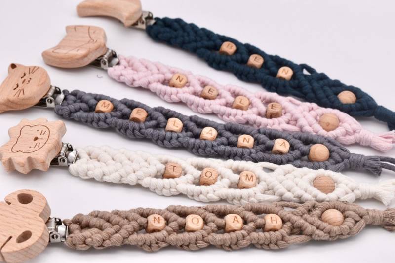 Macramee Schnullerkette Personalisiert/ Macrame Schnullerband/ Schnullerhalter/ Mit Namen von Etsy - BabyausstattungBoho