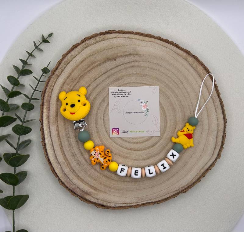 Schnullerkette, Winnie Pooh, Bär, Tigger, Personalisierte Schnullerkette von Etsy - Babyperlenparadies