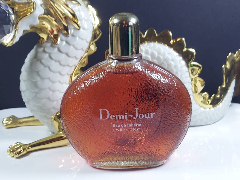 Dana Demi-Jour Eau De Toilette 7.75Oz Splash Jahrgang 1988 von Etsy - BadBoysBikerJewelry