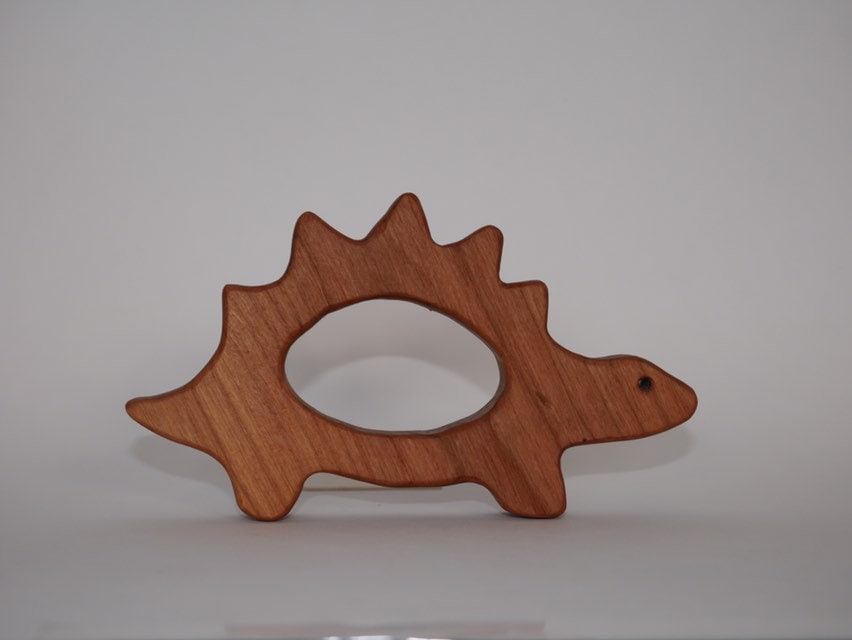 stegosaurus Beißring stegosaurus Beißring von Etsy - BeWoodDesigns