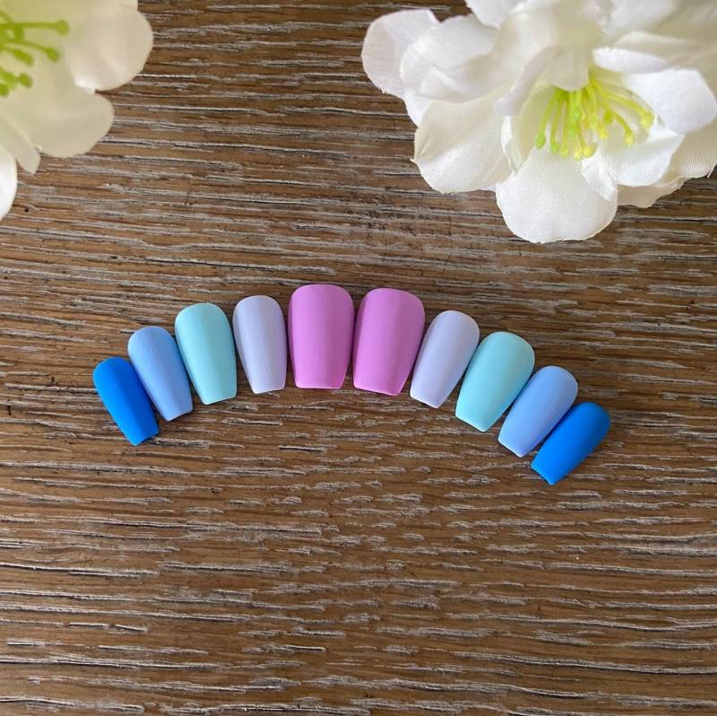 Mermaid Vibes Press-On Nägel | Federnägel Sommer Ombré Schlichte Matte Glänzende von Etsy - BeaansNailBar