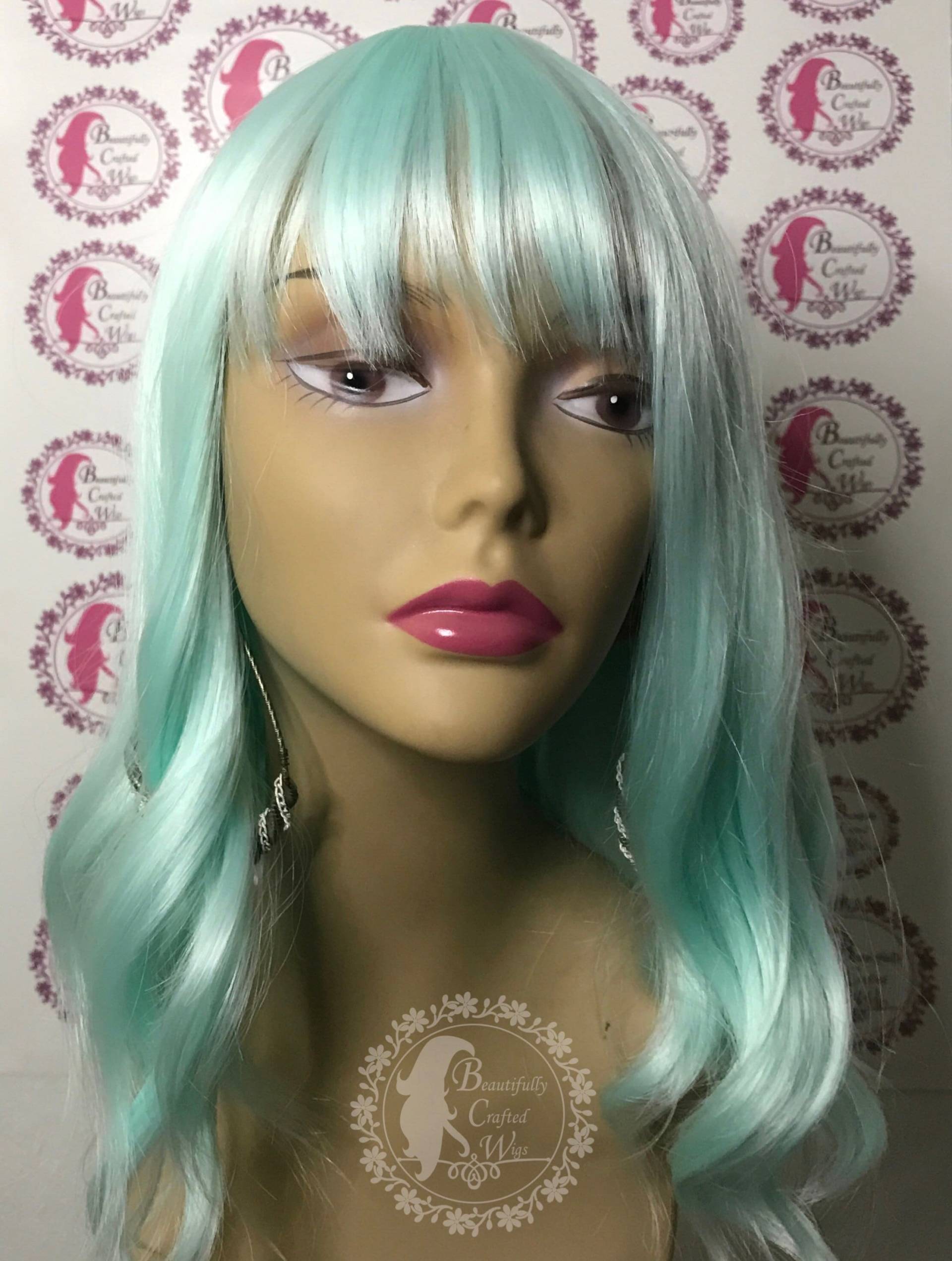 Mintgrüne Perücke, Perücke Mit Pony, Grüne Cosplay von Etsy - BeautfullyCraftdWigs