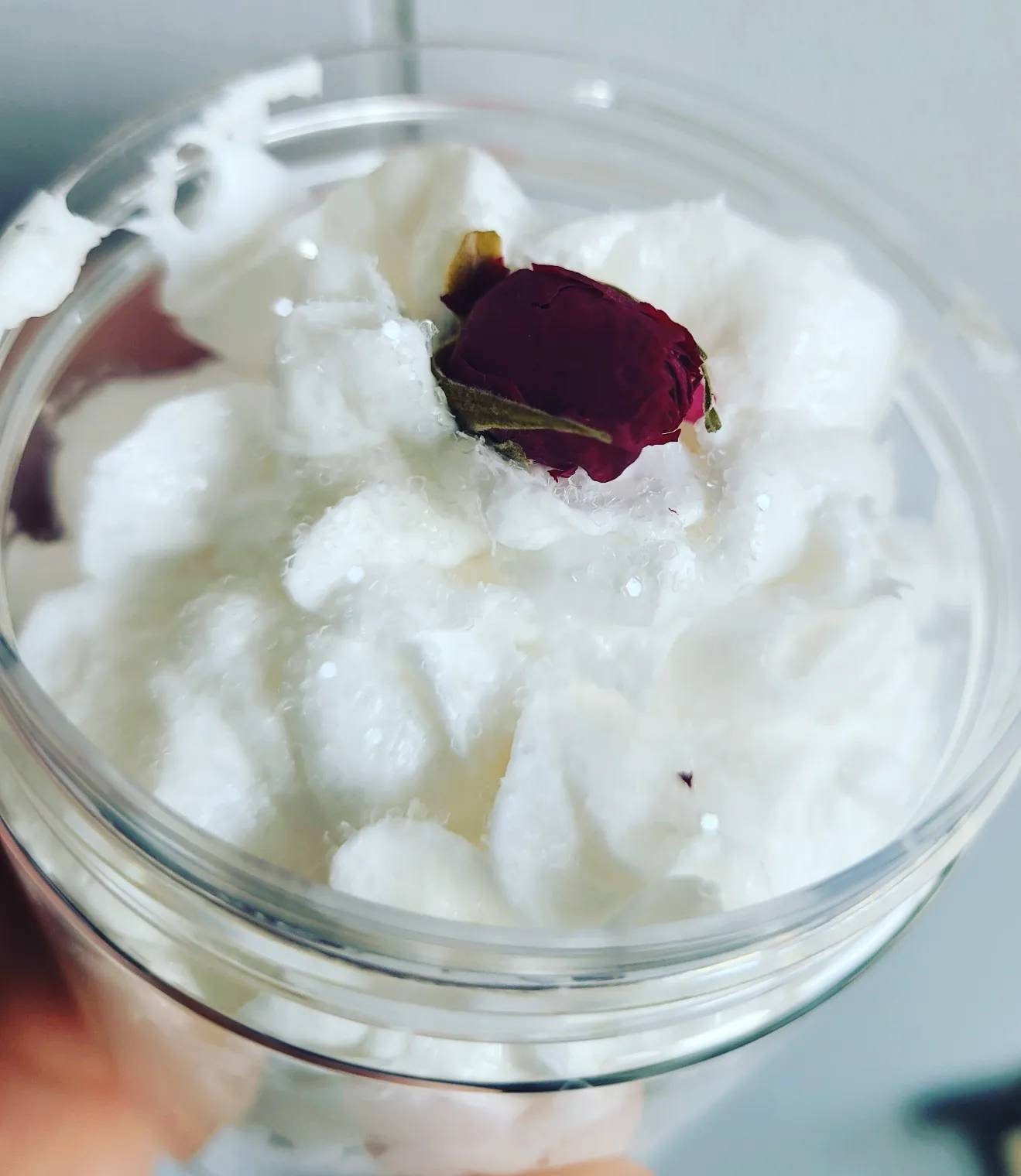 Rosenblüten Gelato Zuckerpeeling Seife von Etsy - BeautyBeeSoap