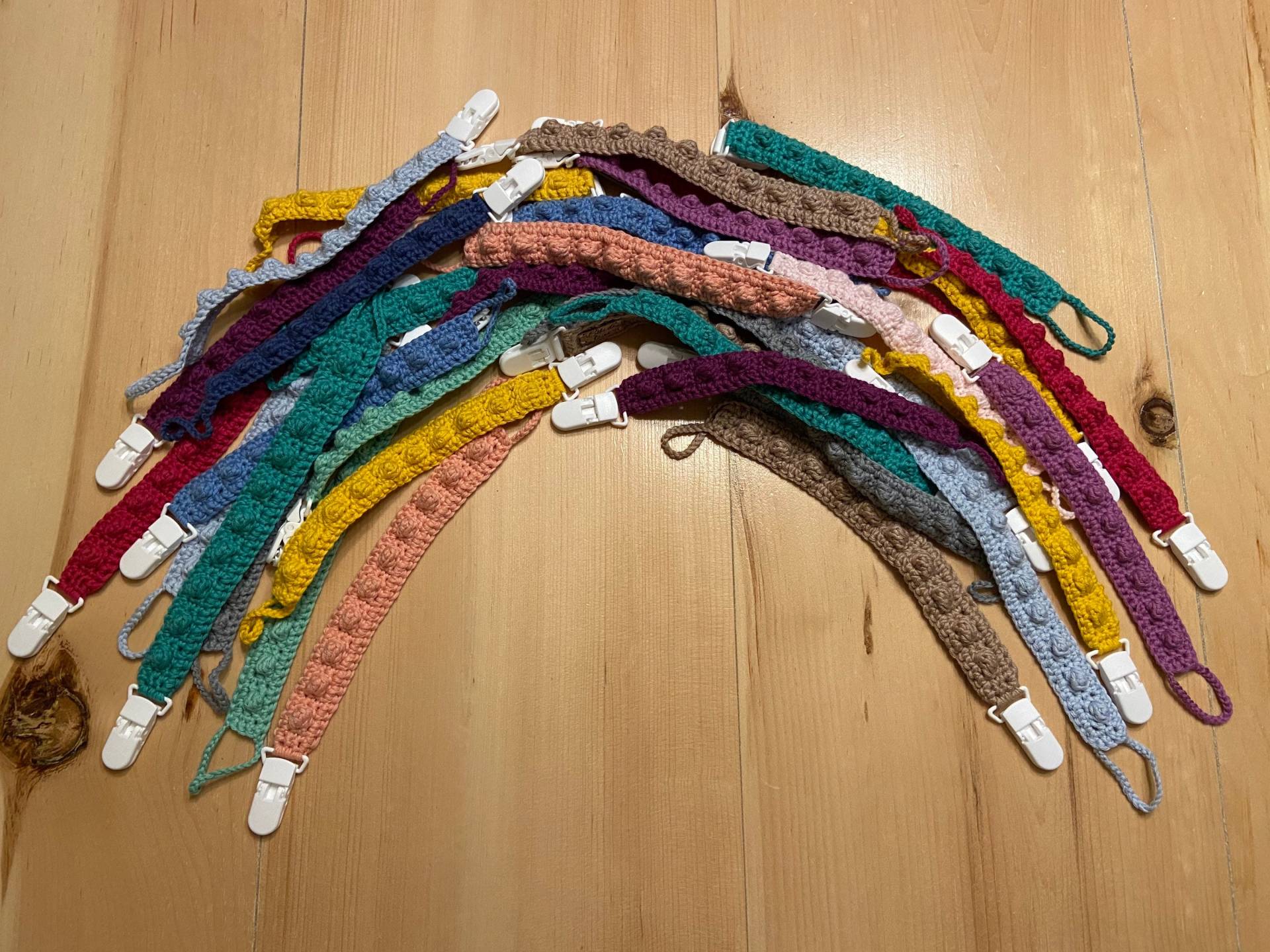 Schnullerkette Aus Watte Für Babys von Etsy - BebeDeLaine