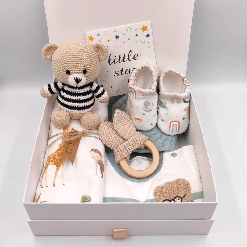 Baby-Geschenkbox, Amigurumi Babypartygeschenk, Baby-Geschenkset, Personalisiertes Baby-Geschenkkörbe, Neugeborenen-Geschenksets von Etsy - BebekHediyeKutusu