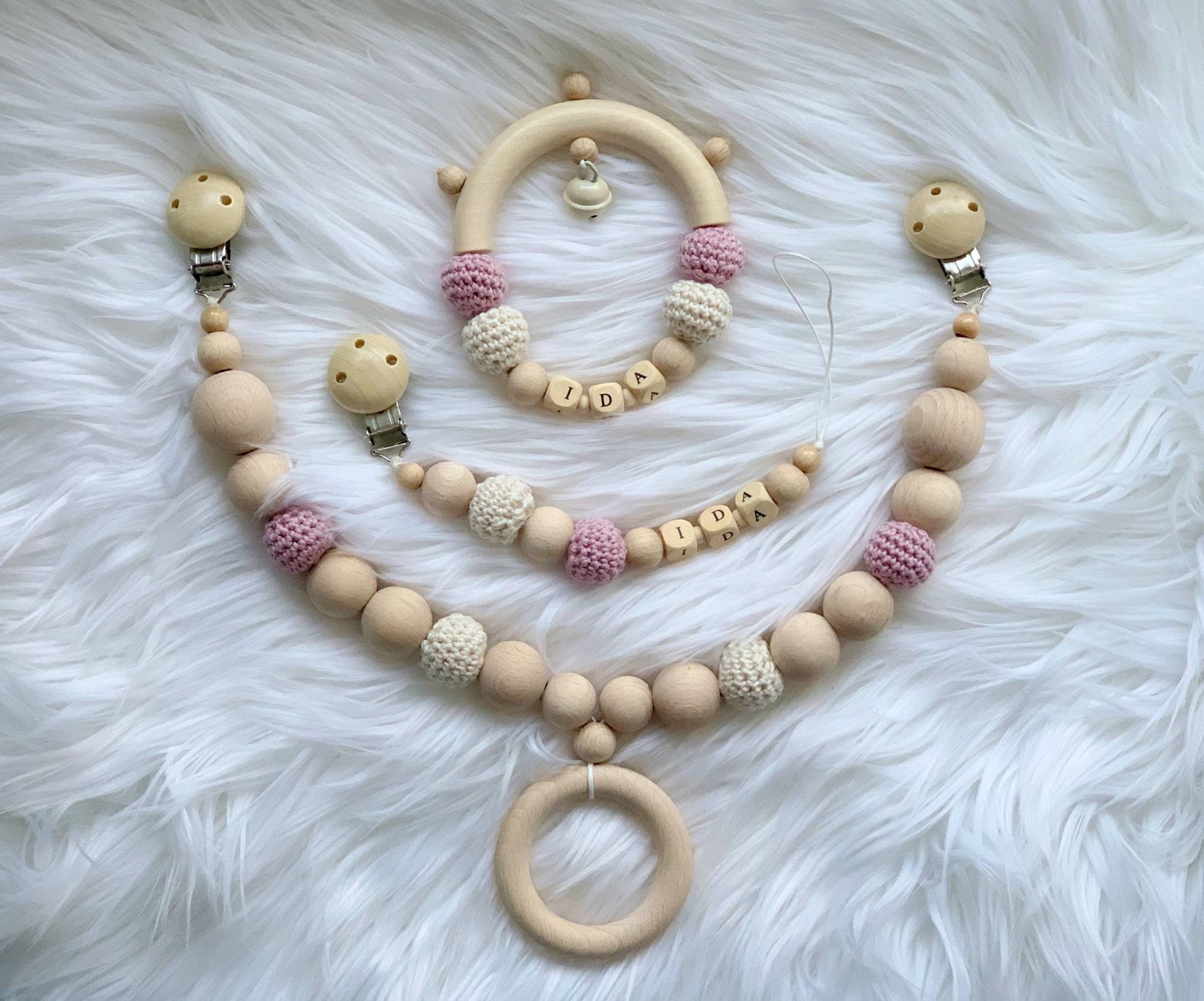 Baby Geschenk Häkel Set Amigurumi Schnullerkette Kinderwagenkette Rassel Greifling Baby Geschenk Häkel Set Amigurumi Schnullerkette Kinderwagenkette Rassel Greifling von Etsy - BestLovelythings