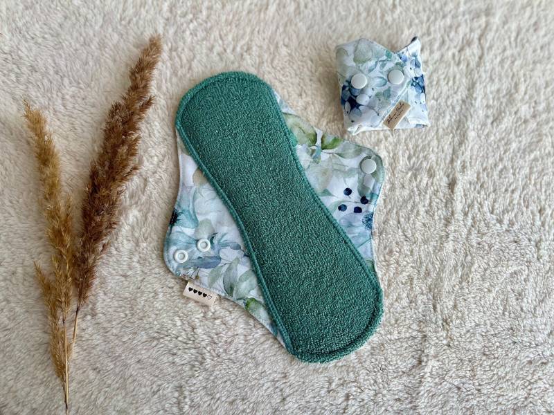 Wiederverwendbare Periodenpads, Bio-Bambus-Slipeinlagen, Waschbare Damenbinden, Zero Waste Geschenk Für Frauen von Etsy - BloomPads