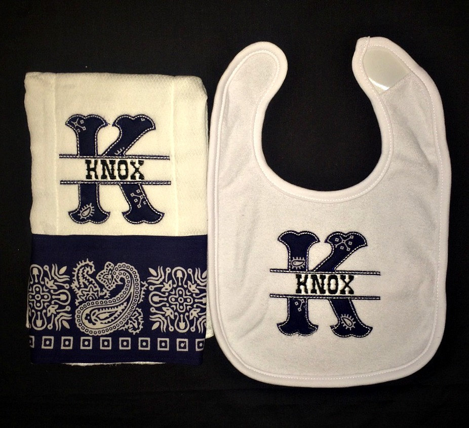 Benutzerdefinierte Applizierte Westlichen Burp Tuch Und Baby Lätzchen Benutzerdefinierte Applizierte Westlichen Burp Tuch Und Baby Lätzchen von Etsy - BoutiqfullyYours