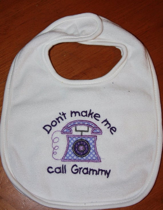 Don't Make Me Call Grammy Benutzerdefiniertes Applikations-Bib Don't Make Me Call Grammy Benutzerdefiniertes Applikations-Bib von Etsy - BoutiqfullyYours