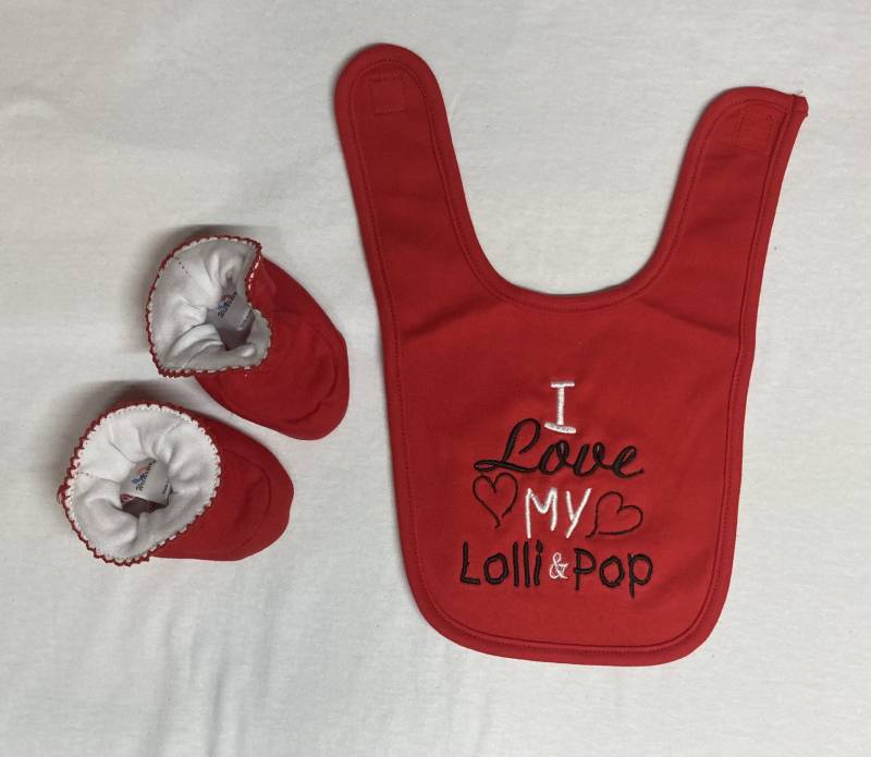 I Love My Lolli & Pop Baby Lätzchen Und Booties von Etsy - BoutiqfullyYours