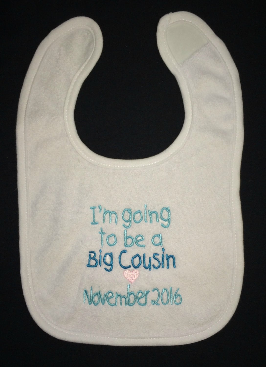 I'm Going To Be A Big Cousin Custom Besticktes Biib I'm Going To Be A Big Cousin Custom Besticktes Biib von Etsy - BoutiqfullyYours