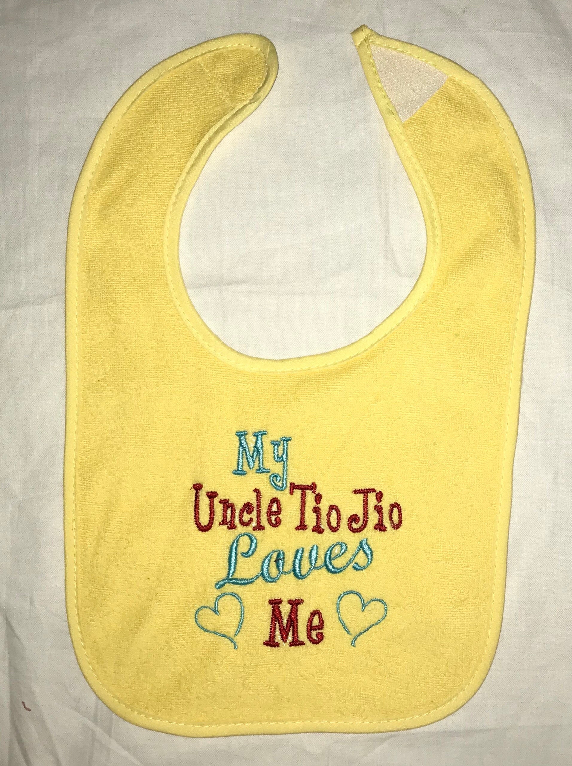 Mein Onkel Liebt Mich Besticktes Lätzchen Nach Wunsch Mein Onkel Liebt Mich Besticktes Lätzchen Nach Wunsch von Etsy - BoutiqfullyYours