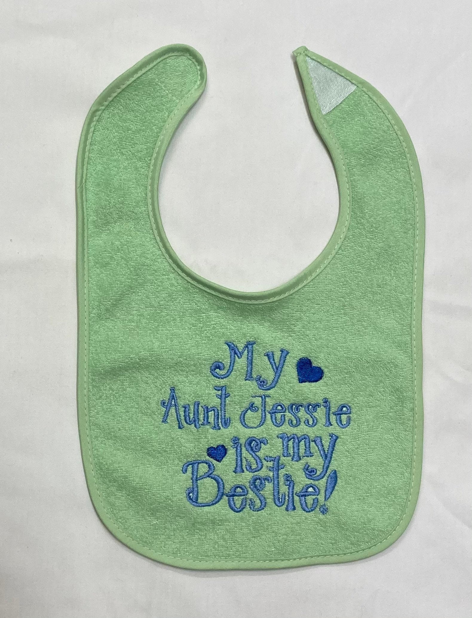 Meine Tante | Name Der Tante Ist Mein Bestie Benutzerdefinierte Bestickt Lätzchen Meine Tante | Name Der Tante Ist Mein Bestie Benutzerdefinierte Bestickt Lätzchen von Etsy - BoutiqfullyYours