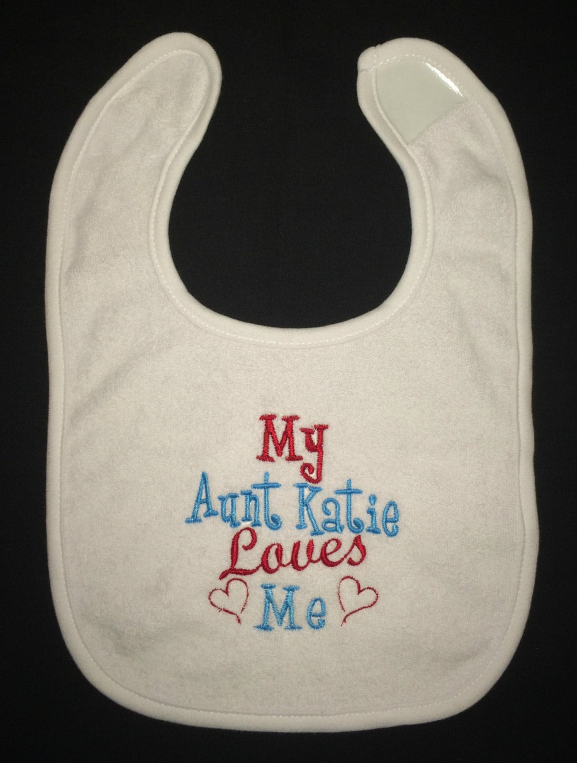 Meine Tante | Name Liebt Mich Benutzerdefinierte Bestickte Lätzchen Meine Tante | Name Liebt Mich Benutzerdefinierte Bestickte Lätzchen von Etsy - BoutiqfullyYours