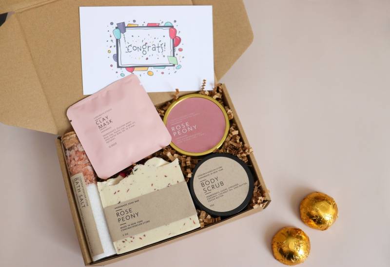 Glückwunschgeschenk, Glückwunschgeschenkbox, Personalisiertes Geschenk, Spa-Geschenkbox Für Frauen, Achievement-Geschenk, Glückwunsch Zu Ihrem von Etsy - CONCREATEdecor