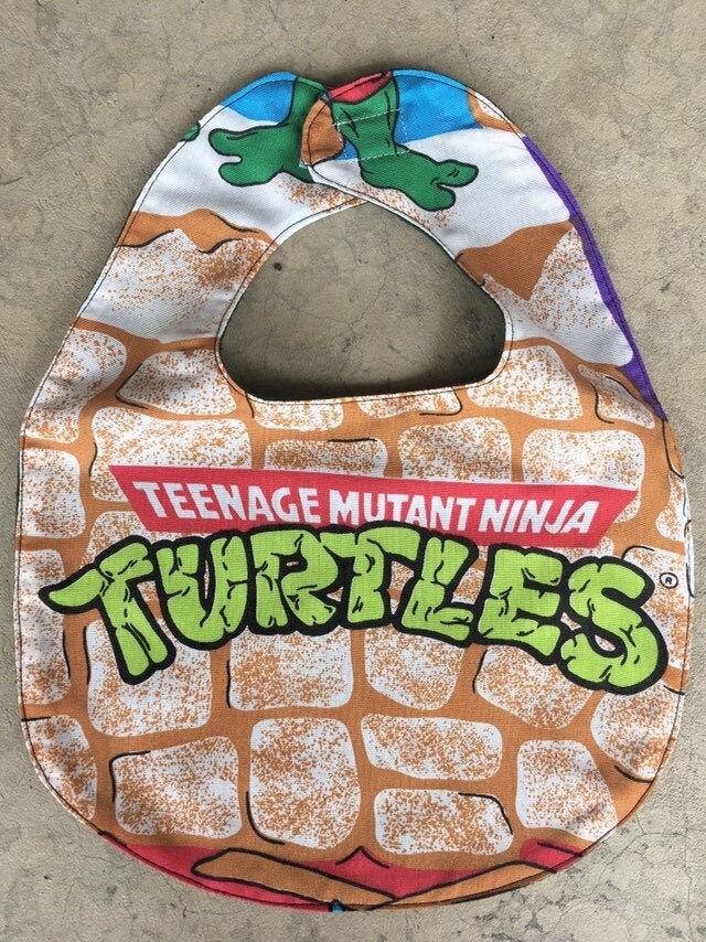 Schildkröten Lätzchen, Teenage Mutant Ninja, Vintage Tmnt Baby, Recycelt Handgemacht, Wiederverwendete Platte, 80Er 90Er Nostalgie, Jahre Tv Kind von Etsy - CanzaliaVintage