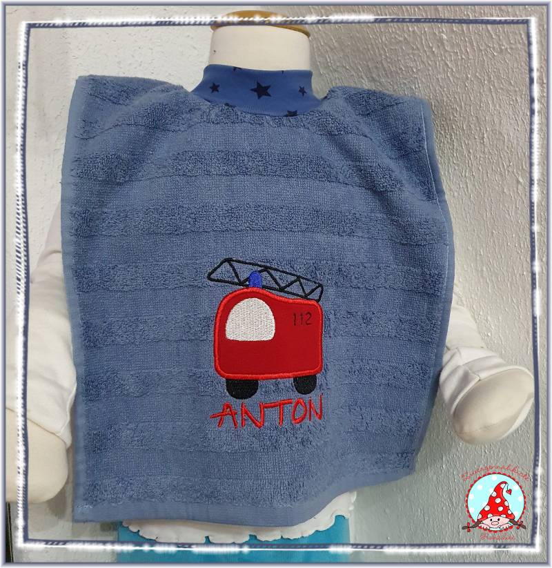 Handtuch Lätzchen Mit Name Und Motiv Bib Sabberlatz Xxl Latz Schlupflätzchen Großes von Etsy - CheyennenShop