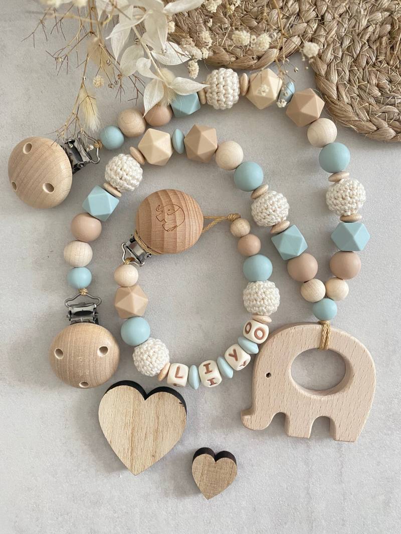 Schnullerkette Mit Name Kinderwagenkette Personalisiert Junge Elefant Blau Beige von Etsy - ChriluzaShop