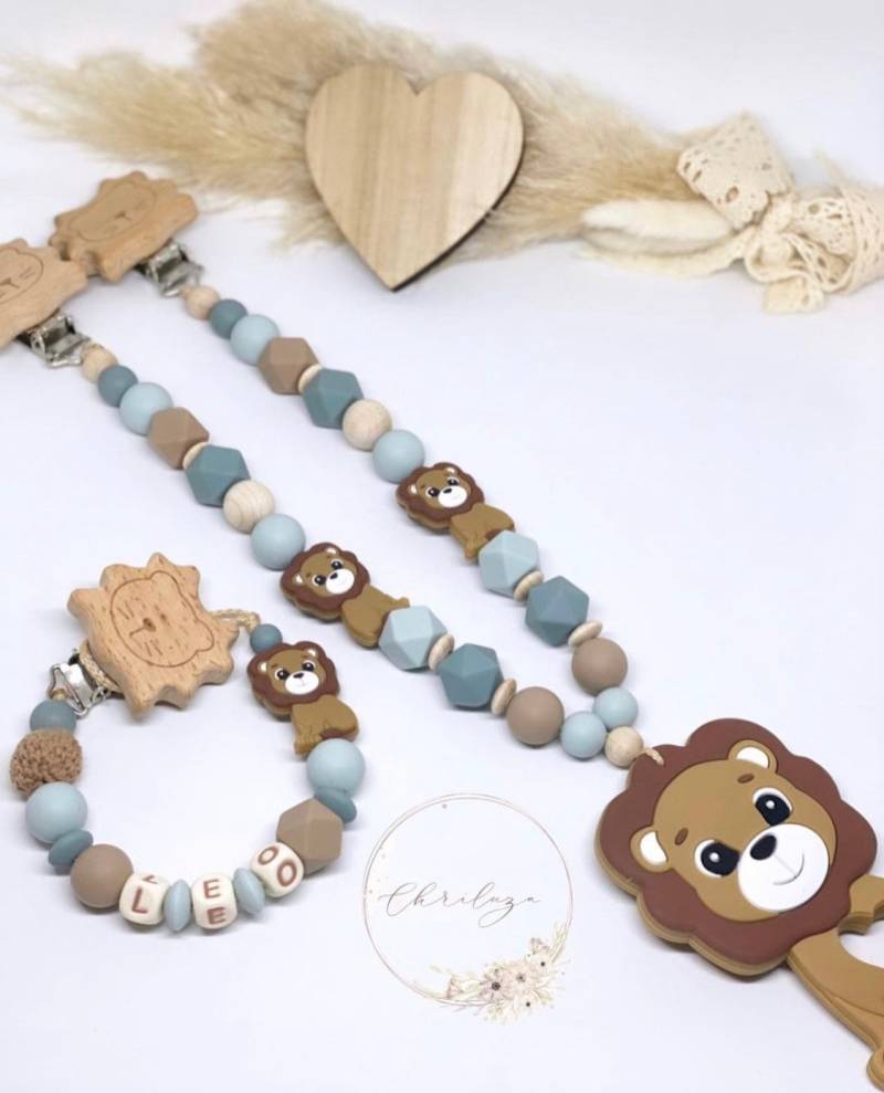 Schnullerkette Mit Name Kinderwagenkette Personalisiertes Set Junge Löwe Silikon Holz von Etsy - ChriluzaShop