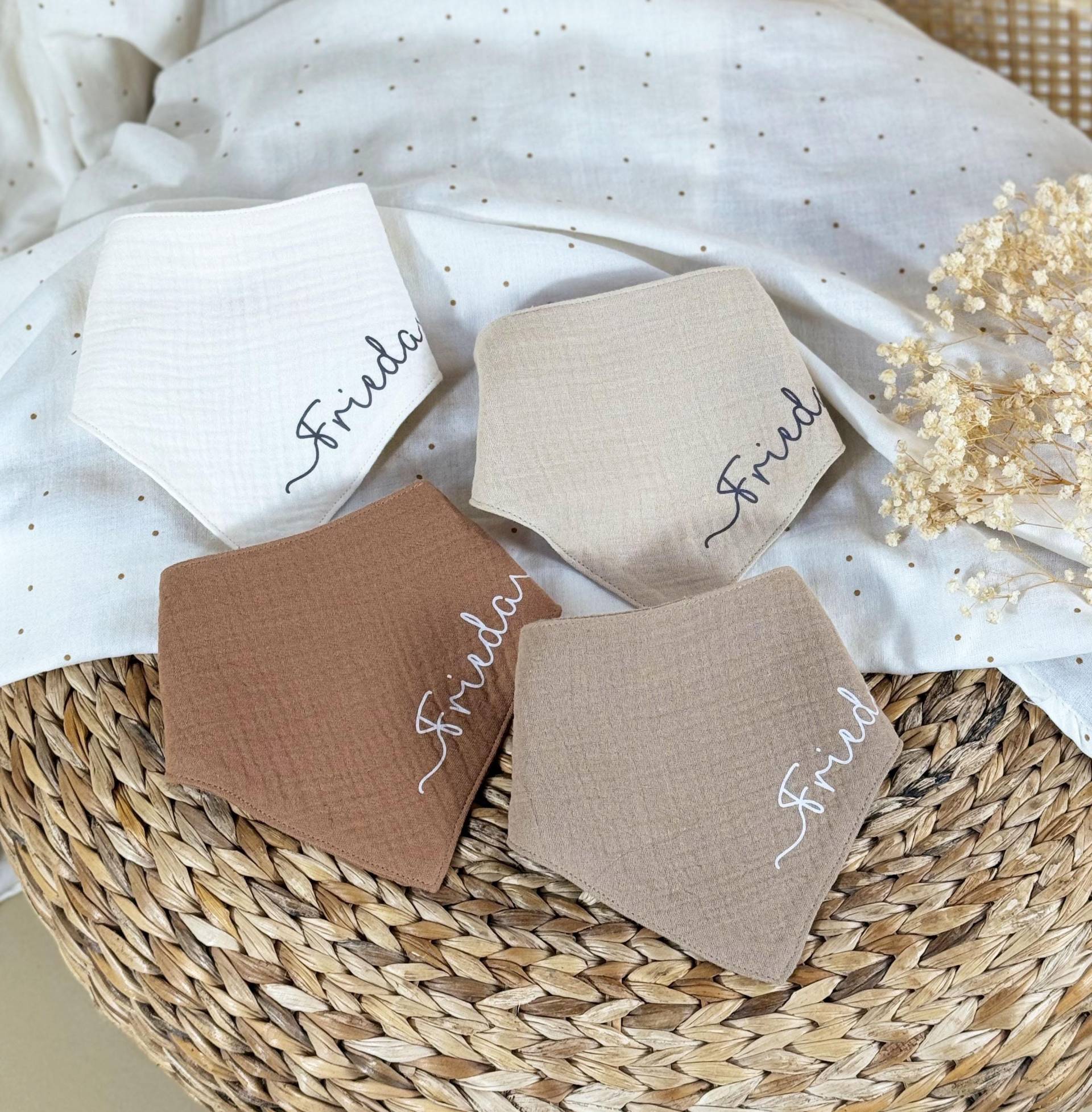 Set 4 Stück Personalisierbar Musselin Baby Und Kleinkind Halstücher Dreieckstücher Spucktücher Baumwolle Lätzchen Gaze, Geschenk von Etsy - CleoNoah