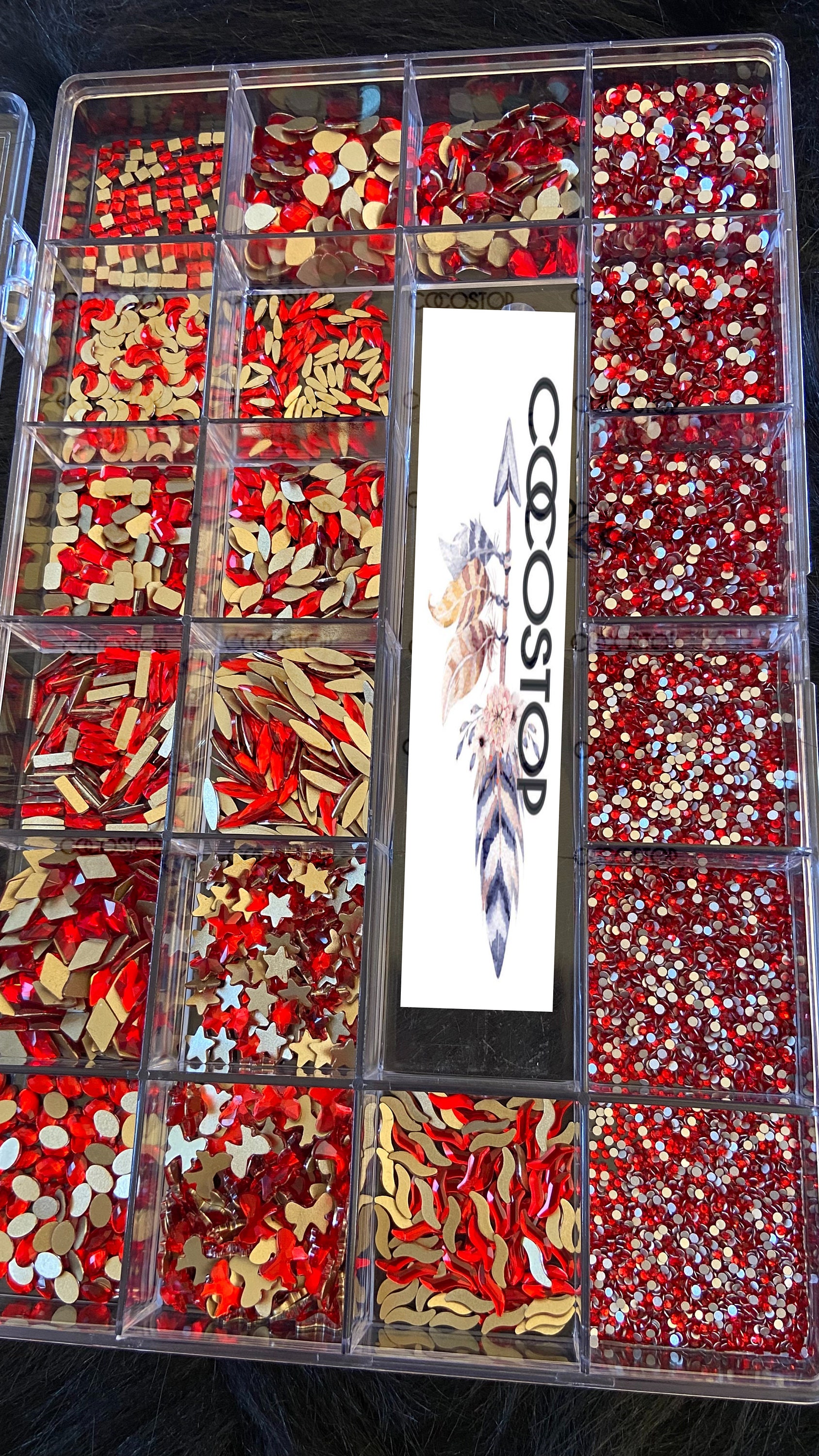 1400 Stück Rote Strass Nail Bling Box von Etsy - CocoStop