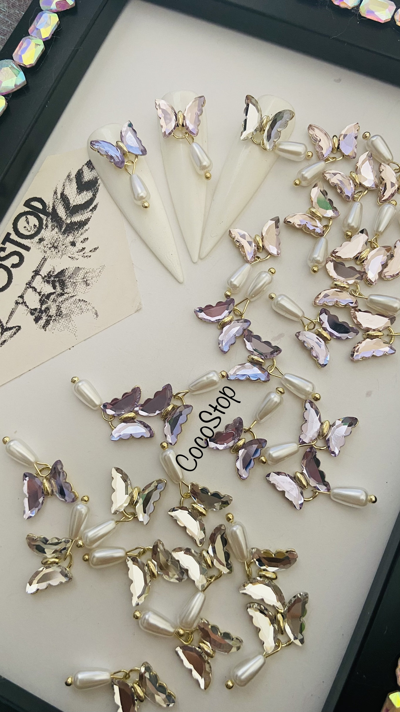5 Stück 4 Farbe Schmetterling 3D Nagel Charm Kristall Mit Gold Und Perle Baumeln von Etsy - CocoStop