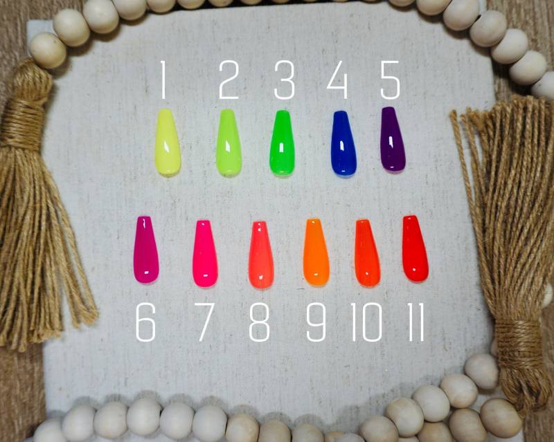 Nageldruck - Neon Nails Full 20 Nail Set One Size von Etsy - ShawnaChristineBtq