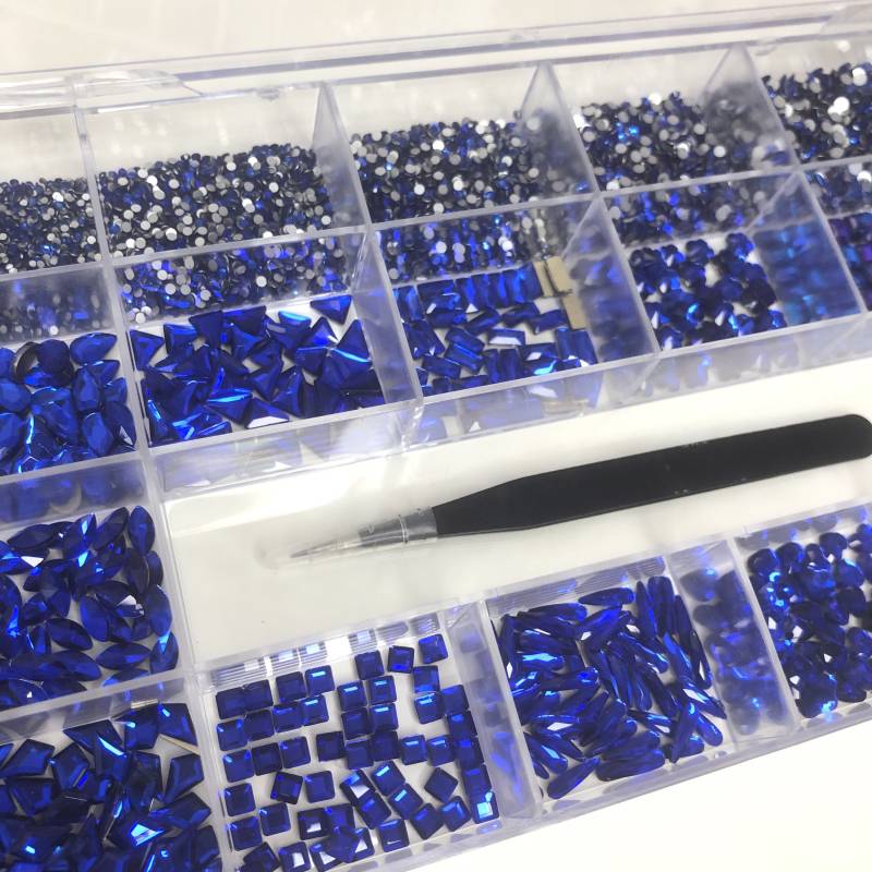 Royalblaues Strasskristallset von Etsy - CometNailSupply