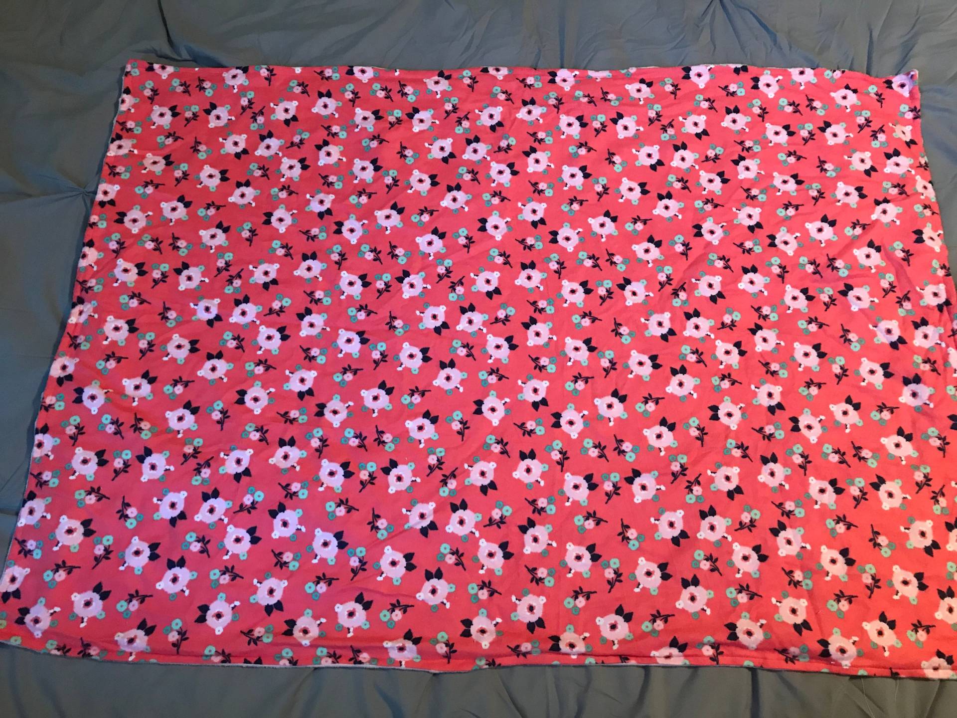 Rosa Floral Babydecke Rosa Floral Babydecke von Etsy - CraftyBCo