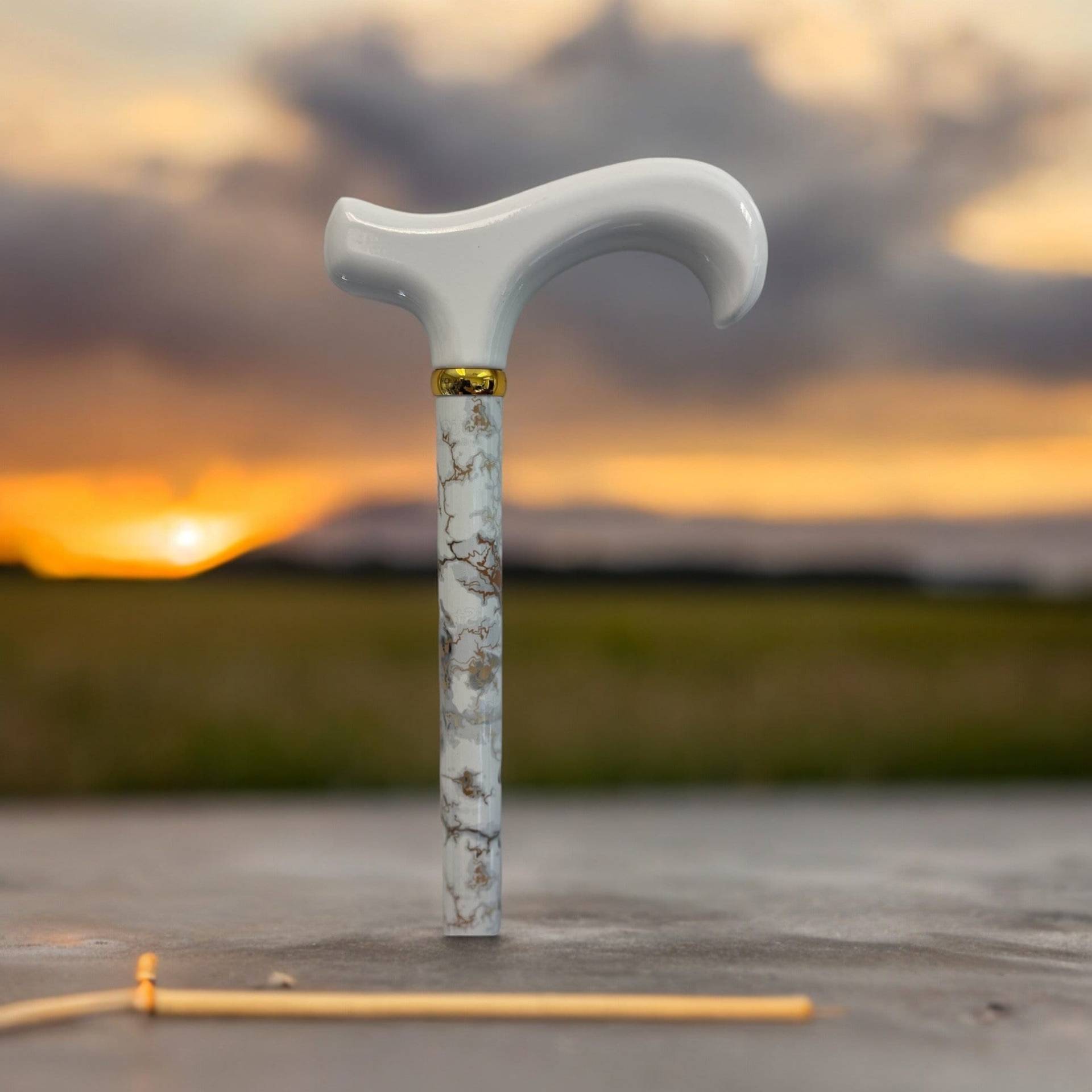 Personalisierbar Weißer Marmor Gehstock Personalisiertes Fotogeschenk Personalisierbar Weißer Marmor Gehstock Personalisiertes Fotogeschenk von Etsy - CustomCanesByKirk