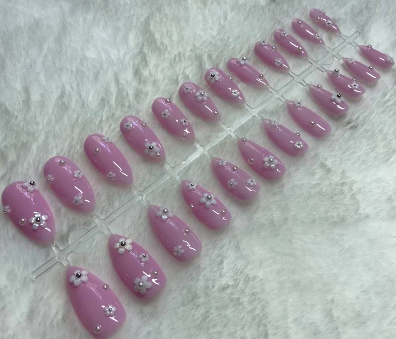 24Stk Kurzes Stiletto Pink Mit 3D Blumen Auf Nägel Drücken von Etsy - CuteAggressionNails