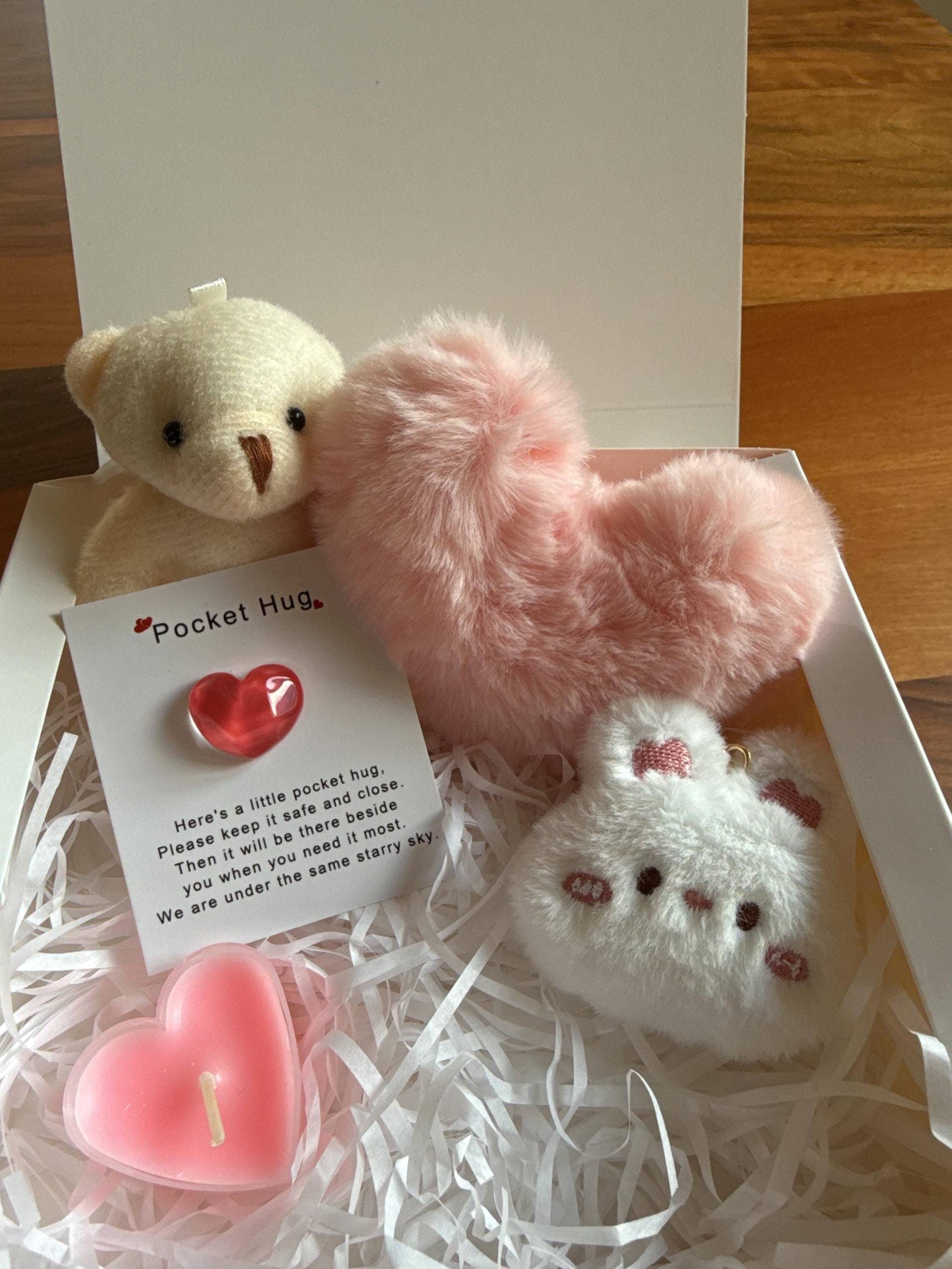 Valentinstag Geschenkbox Für Freundin - Pink Edition von Etsy - DESINGSREFLECTYOU