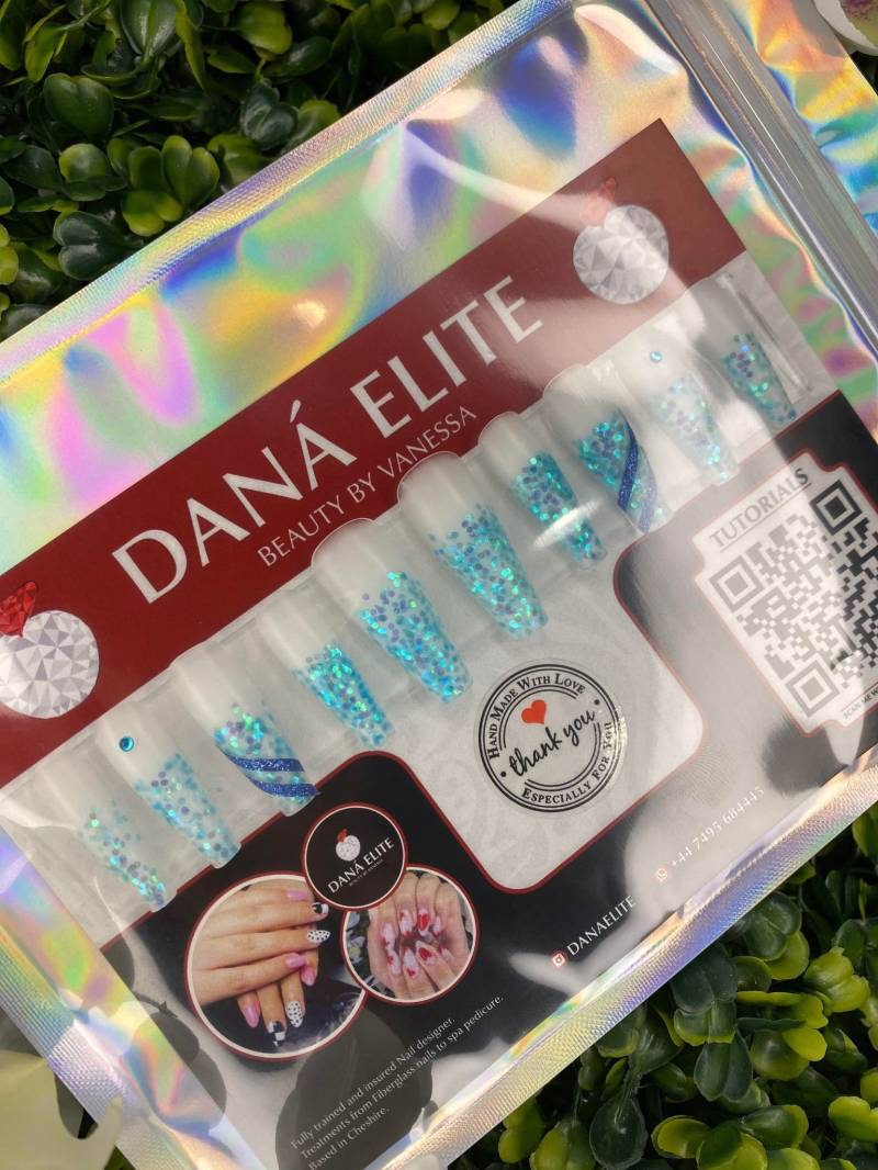 Blaue Glitzer Gel Press-On Nails | Geschenke Für Sie Dana Elite von Etsy - DanaEliteNails