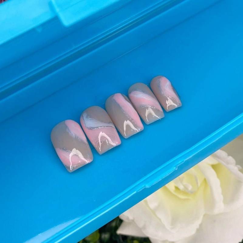 Pink Grau Marmor Gel Press-On Nails | Geschenke Für Sie Dana Elite von Etsy - DanaEliteNails