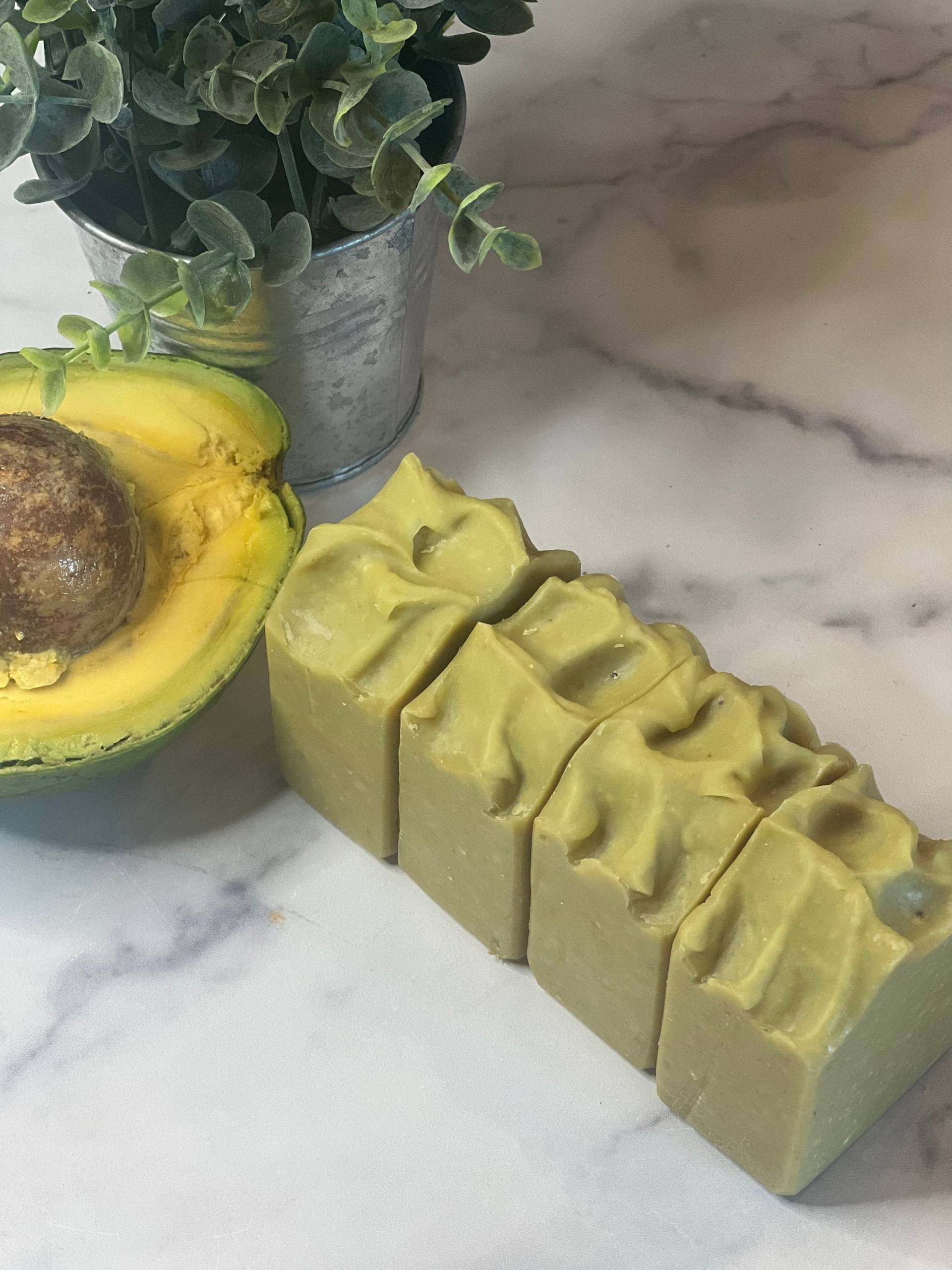 Avocado - Und Olivenölseife, Hergestellt Mit Echten Avocados von Etsy - DanaeSoapsCo